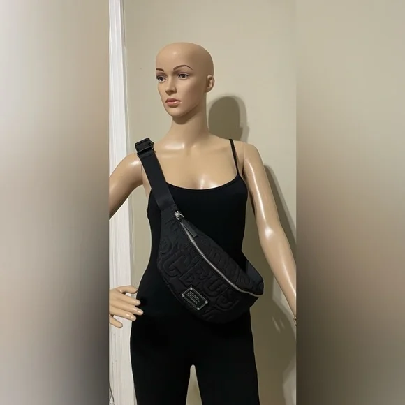 Marc Jacobs Quilted Black Belt/Body Bag - Picture 12 of 14